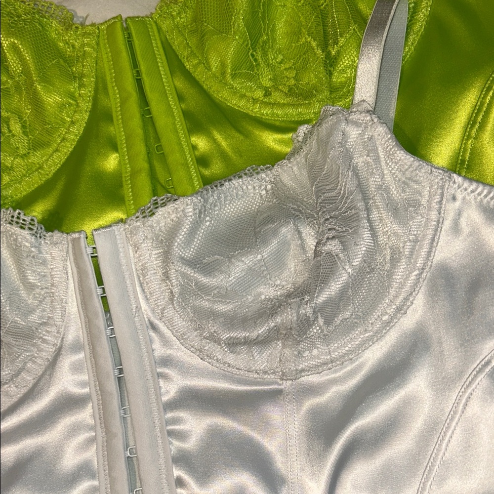 MESHKI Black, White, and Green Corset Tops - Picture 6 of 10